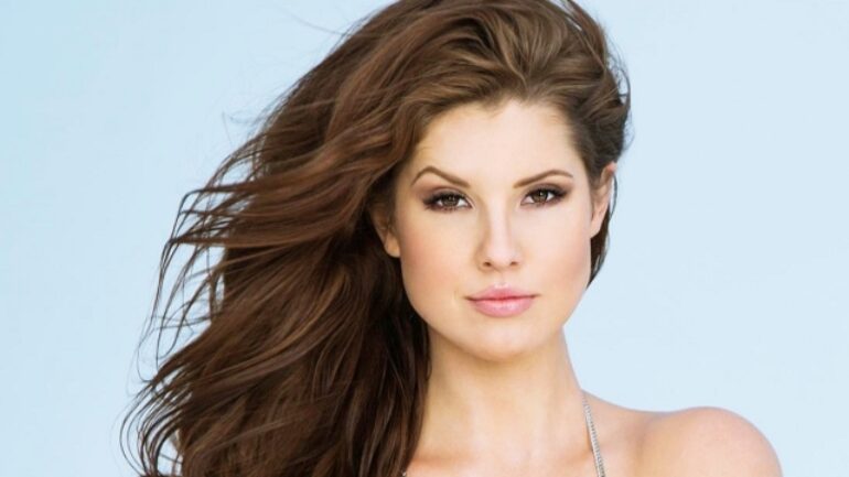 Amanda Cerny – Altura – Peso – Medidas corporais – Cor dos olhos