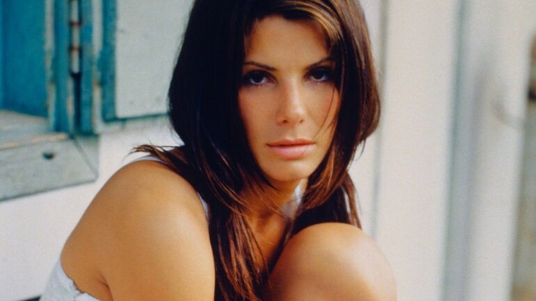 Sandra Bullock Altura – Peso – Medidas – Cor dos olhos